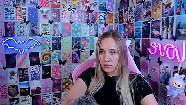 Chat +18 de MiaMilas ao vivo