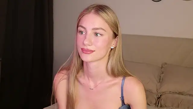 GabriellaOlsen Adlı Modelin Canlı XXX Sohbeti