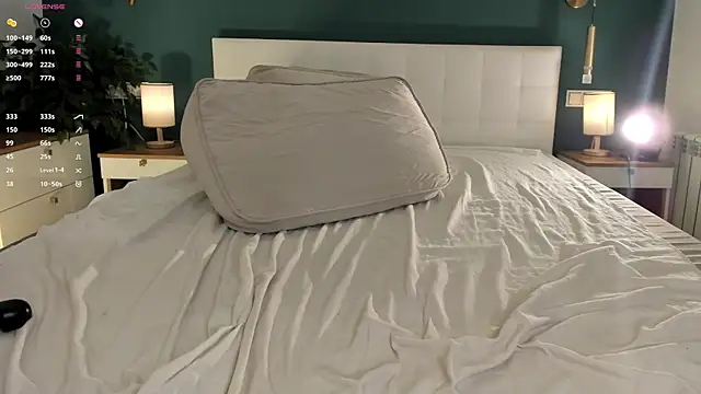 HollisHearl Live XXX-Chat