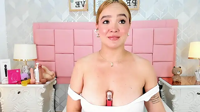 frehia_dimou's Live XXX Chat