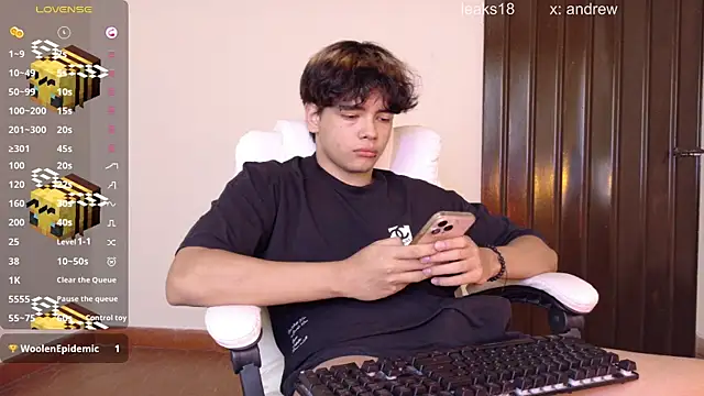 an_drew18 Adlı Modelin Web Kamerası Şovu