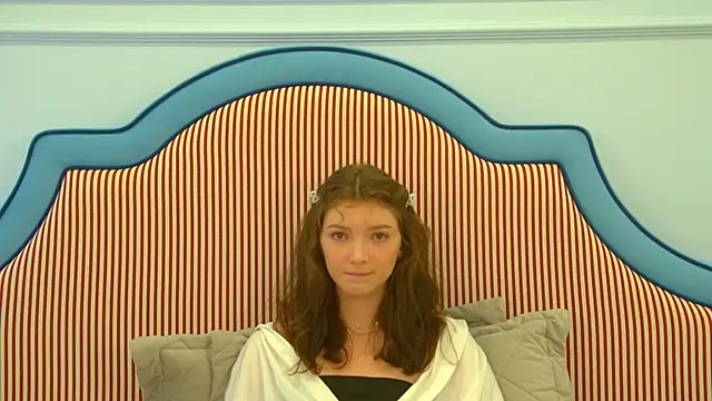 SophiaProveのライブXXXチャット