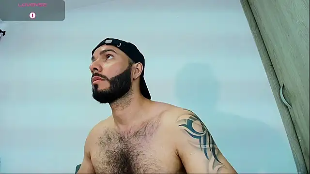 tommel_bailey Adlı Modelin Canlı XXX Sohbeti
