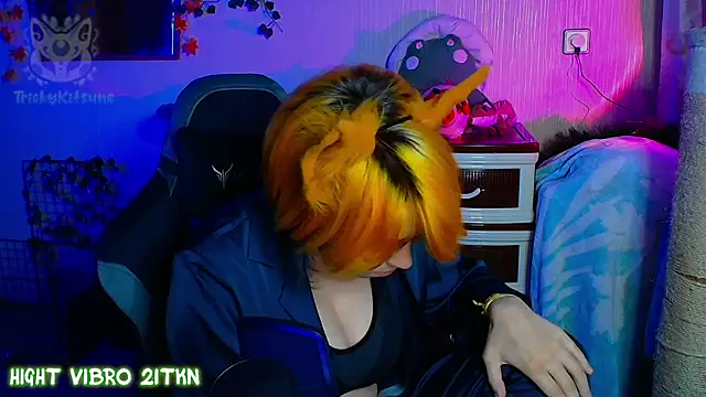 Chat XXX ao vivo de TrickyKitsune