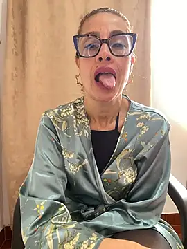 Goddess-Love-'s Live XXX Chat