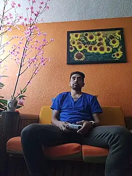 MexaCamGuy Adlı Modelin Web Kamerası Şovu