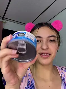 Sophie_vega1 라이브 XXX 채팅