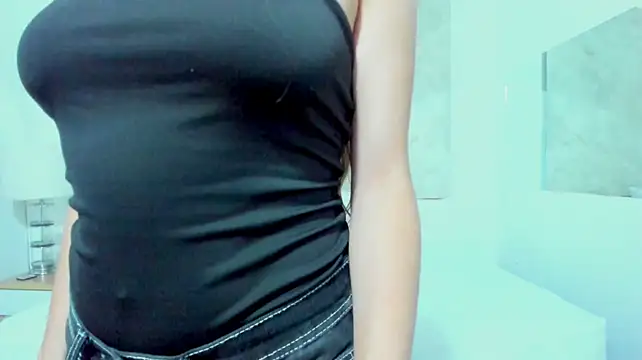 sarah_miller3's Live XXX Chat