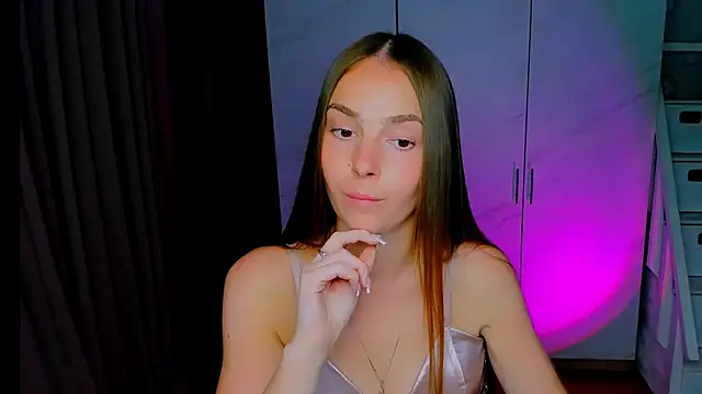 Maddy_Wood_ Live XXX-Chat
