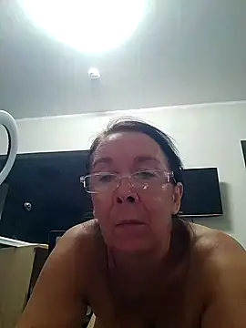 XXX chat uživo modela Celine_Faer1