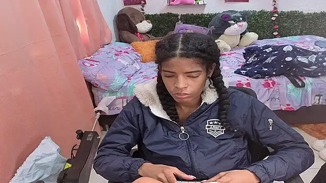 thianahorny Live XXX-Chat
