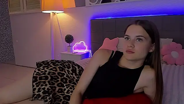 LuisaClover – Live XXX-chat