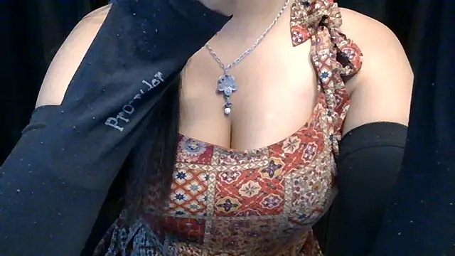 hoty_Vniti Adlı Modelin Canlı XXX Sohbeti
