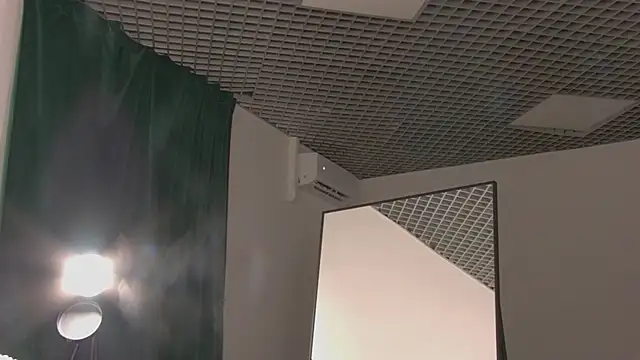 KittyNuarrのライブXXXチャット