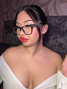 LaaadyDaaamn's Webcam Show