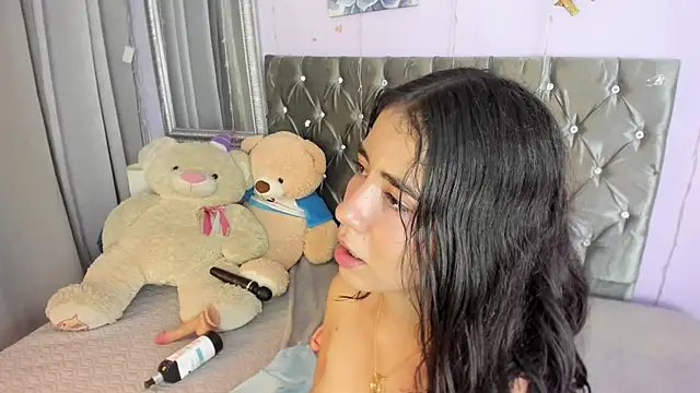 צ'אט XXX בשידור חי של DanaPetite