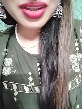 Noor_Darliing 即時 XXX 聊天