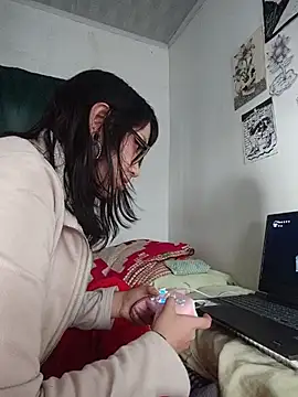 LilithBluum 라이브 XXX 채팅