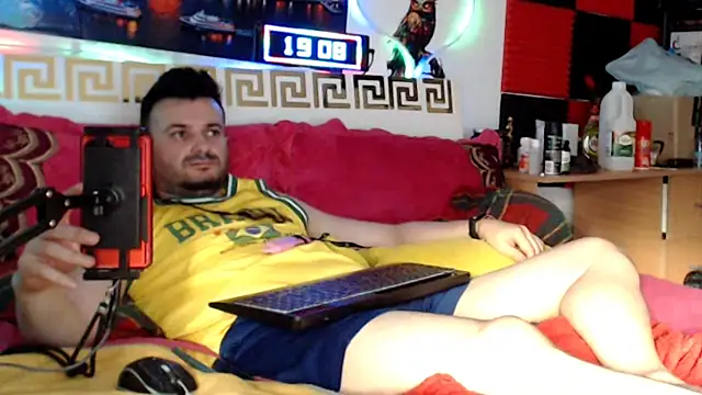 Hugec0ck007 Chat XXX live