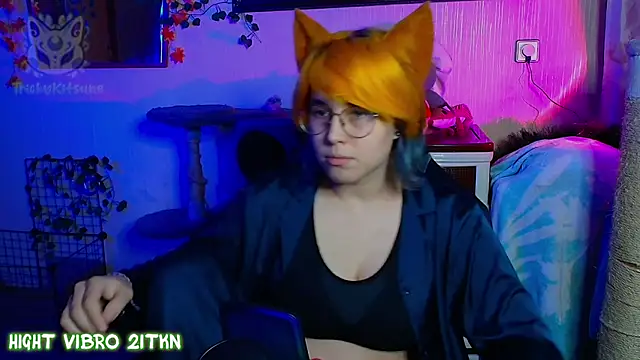 دردشة TrickyKitsune الجنسية المباشرة