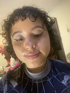 Živý XXX chat lou_cute
