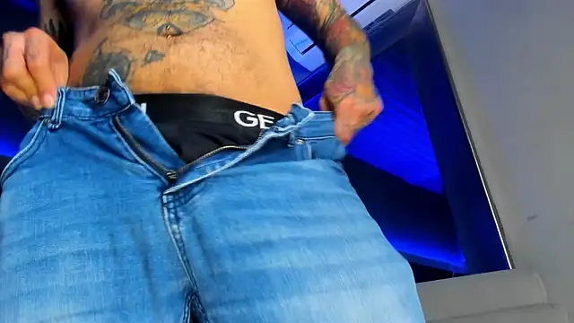 kaletattoo: απευθείας συνομιλία ΧΧΧ