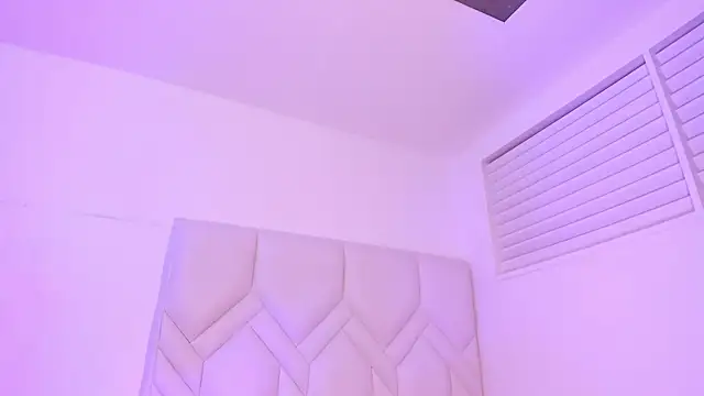 sky_velvet live XXX chat