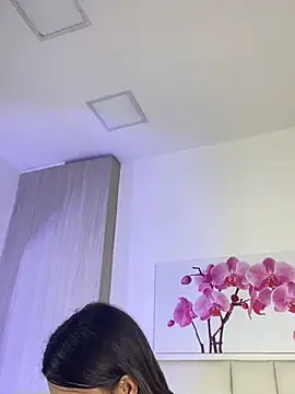 JuliaColemann 라이브 XXX 채팅