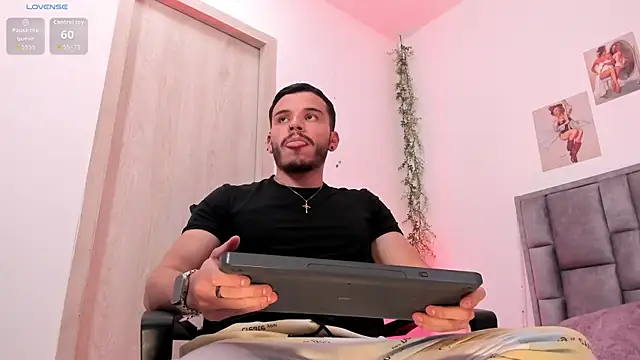 Онлайн чат XXX Lian_ferrer