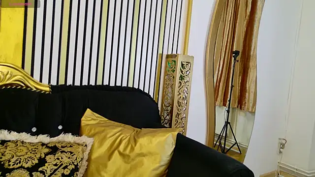 TommyDum Pertunjukan Webcam