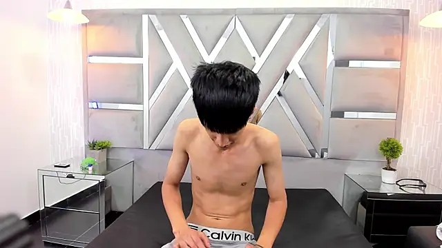 MikeHunteer 라이브 XXX 채팅