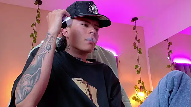 Nascary_Fox: вебкам-шоу