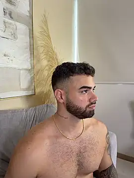 PaulPhoenix_ Live XXX Chat
