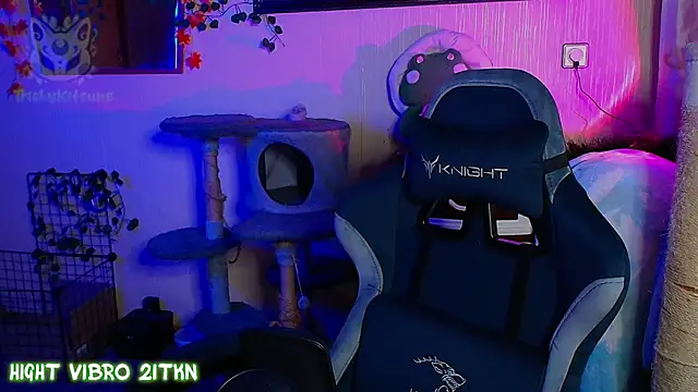 Chat XXX ao vivo de TrickyKitsune