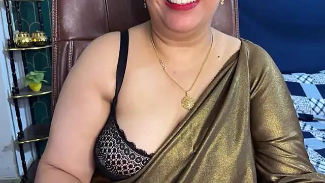FlatVincy4 Chat XXX in diretta