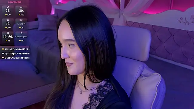 Онлайн чат XXX LindaMaxx