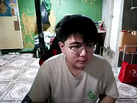 kojima2001 在線直播表演