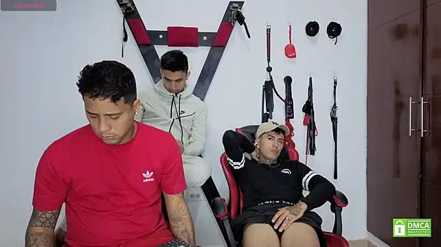EliteBoysLive's Live XXX Chat