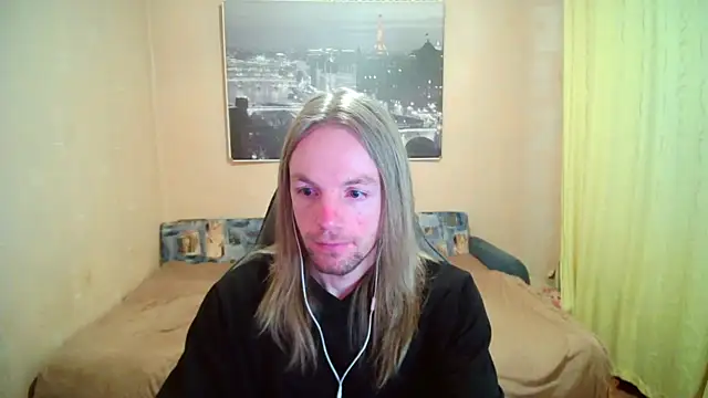 AdamDickens 即時 XXX 聊天