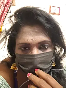 Show de Tamil_nivetha na webcam