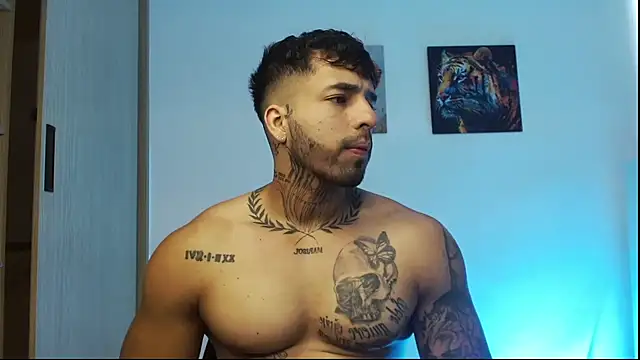 Chat +18 de Jacobb_Phoenix ao vivo