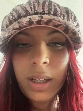 XXX chat uživo modela GiaRedd