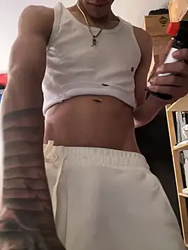 Chat +18 de alexmendoza24 ao vivo