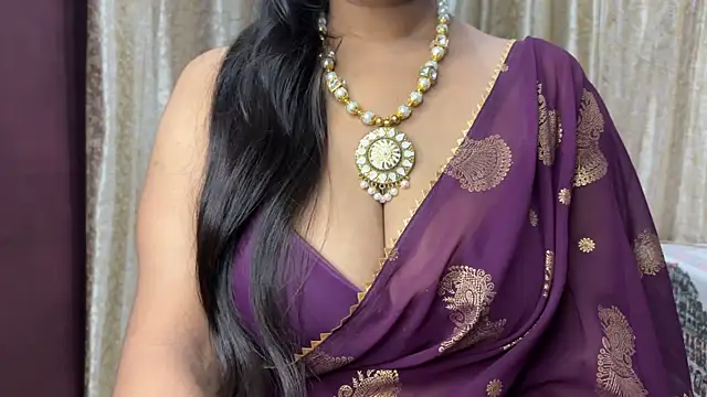 Hi_Rashi's Webcam Show