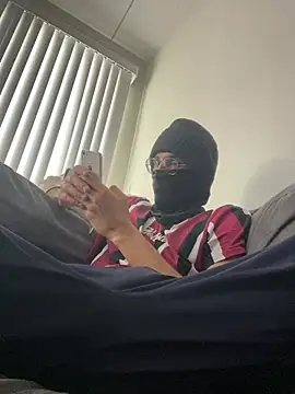DeepGuy20 Live XXX-Chat
