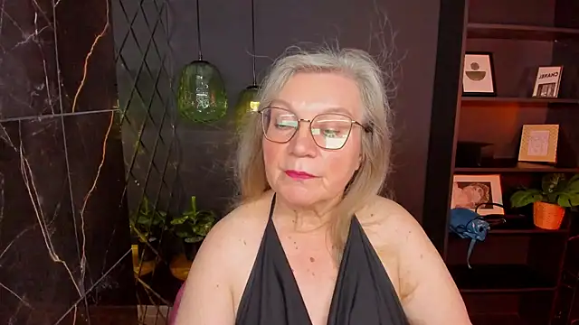 NataliMellow's Webcam Show