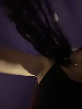 Chat +18 de bruxinha01 ao vivo