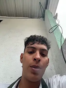 عرض كام ValenSuarez25