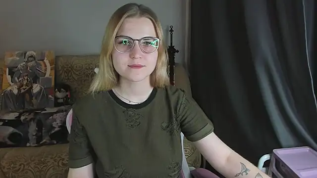 MissBrightShine's Live XXX Chat