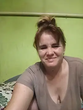 SannyMILF élő XXX-chatje